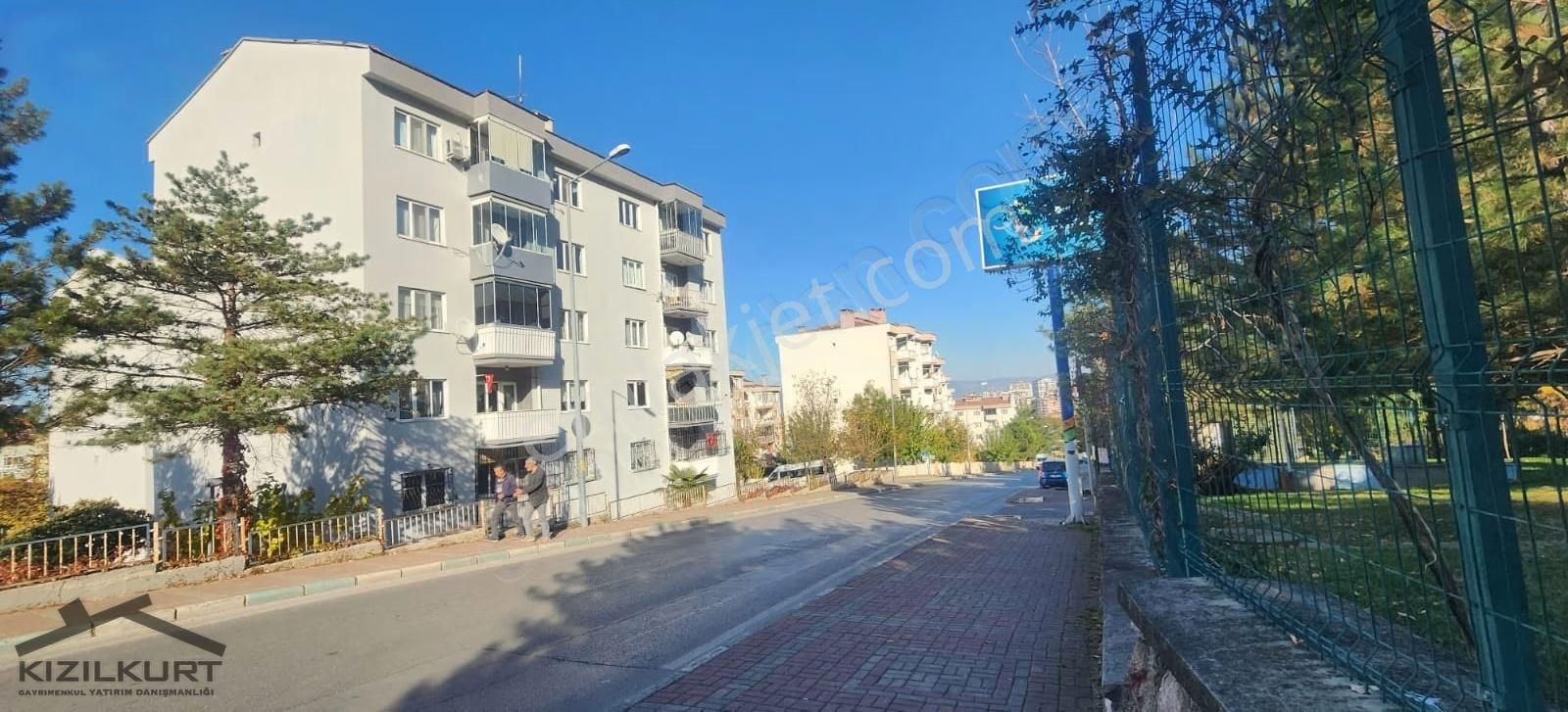 Kızılkurt Gyd'dan Siteler'de Site İçinde Kiralık 3+1 Daire - Görsel 5