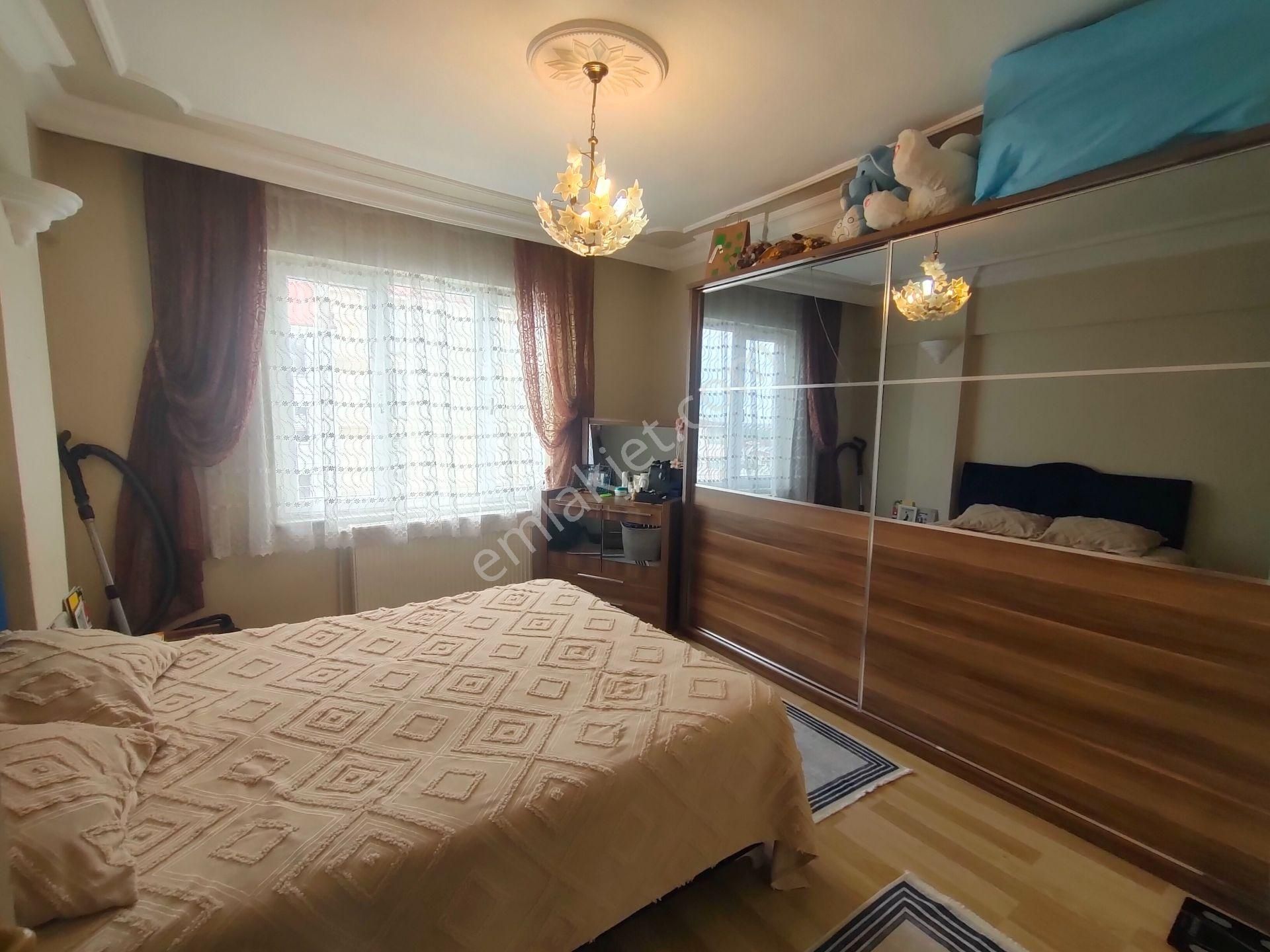 Remaxland'den Kocatepe Camii Dibinde Geniş Ve Ferah 2+1 Satılık - Görsel 11