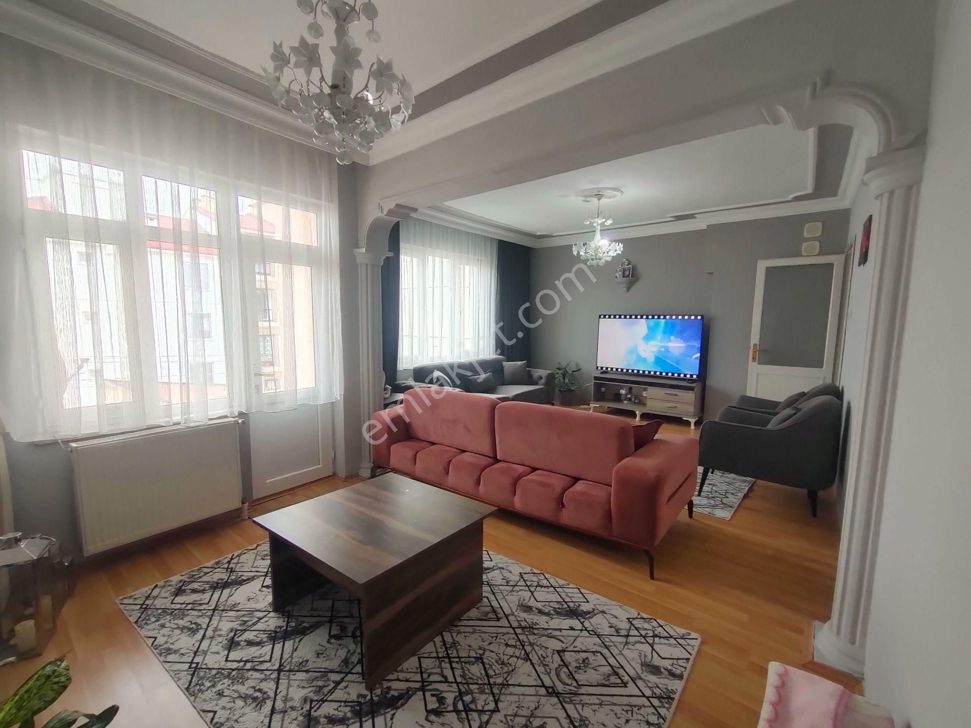 Remaxland'den Kocatepe Camii Dibinde Geniş Ve Ferah 2+1 Satılık - Görsel 5