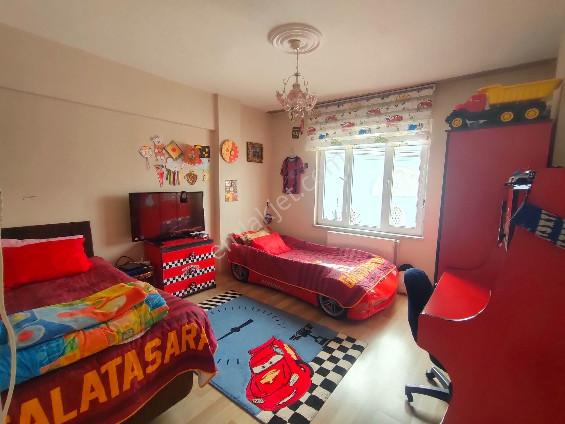 Remaxland'den Kocatepe Camii Dibinde Geniş Ve Ferah 2+1 Satılık - Görsel 13