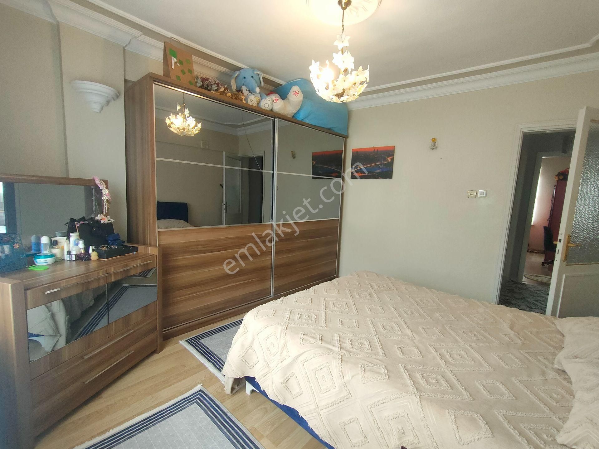 Remaxland'den Kocatepe Camii Dibinde Geniş Ve Ferah 2+1 Satılık - Görsel 12