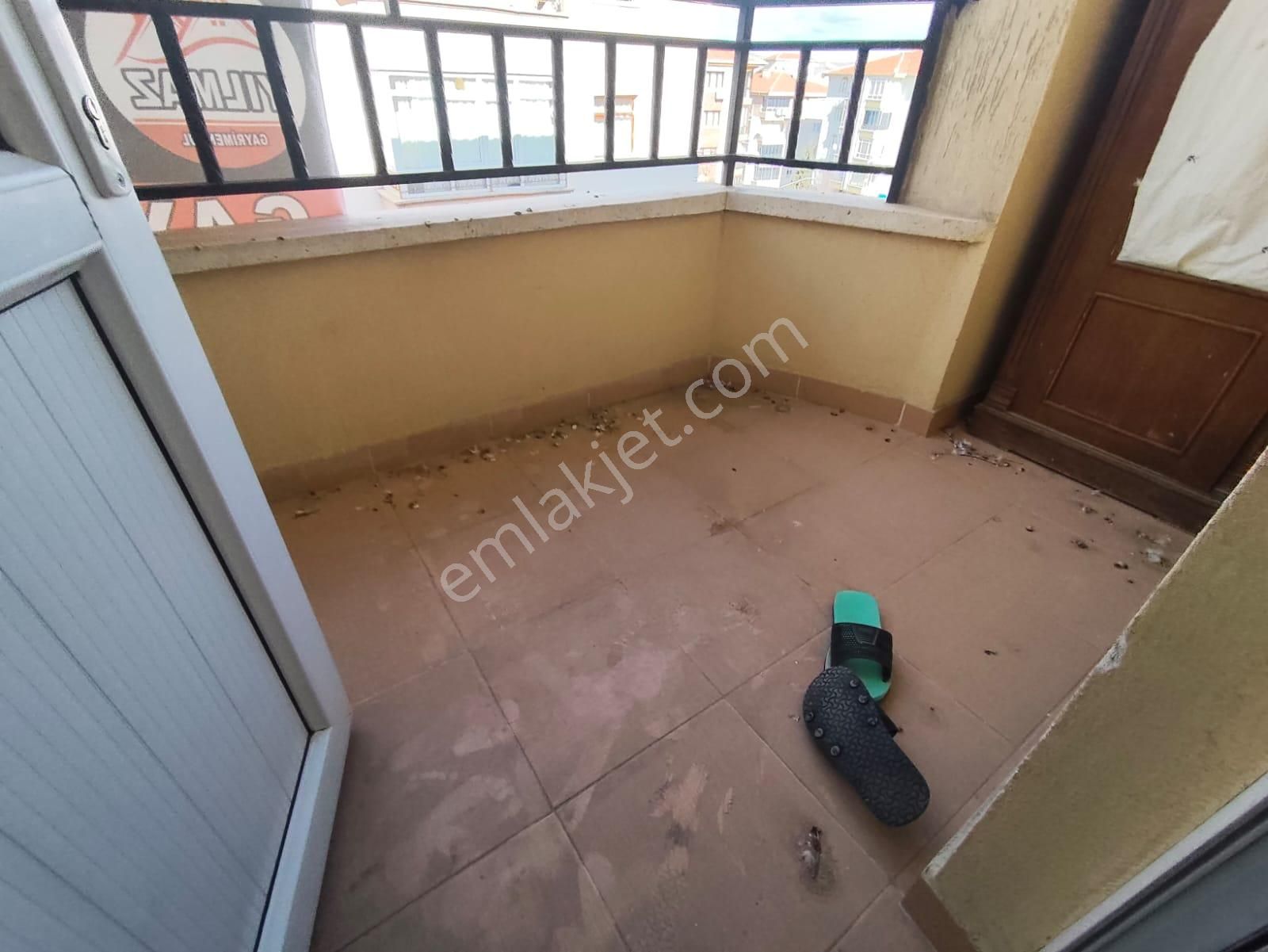 Yılmaz Gayrımenkulden Asansorlu Cadde Üzeri Kacırılmayacak 3+1 Fırsat Dairesi - Görsel 8