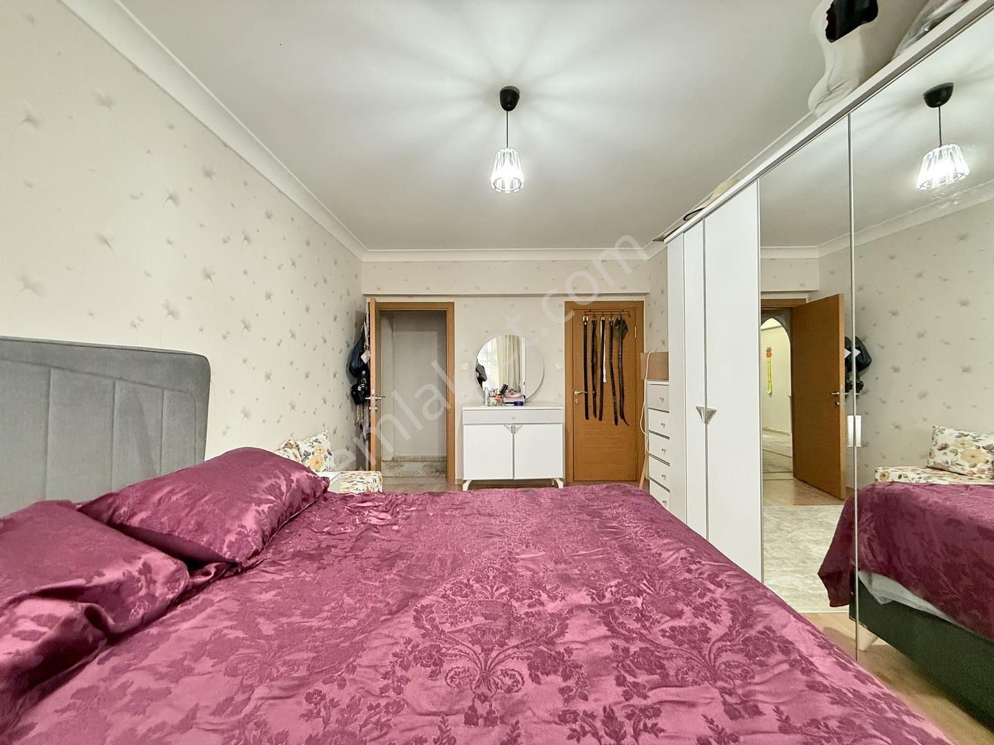 Pursaklar Mehmet Zengin Emlak'tan Hastane Yakını 11.kat 4+1 Sitede Çift Banyolu Daire - Görsel 15