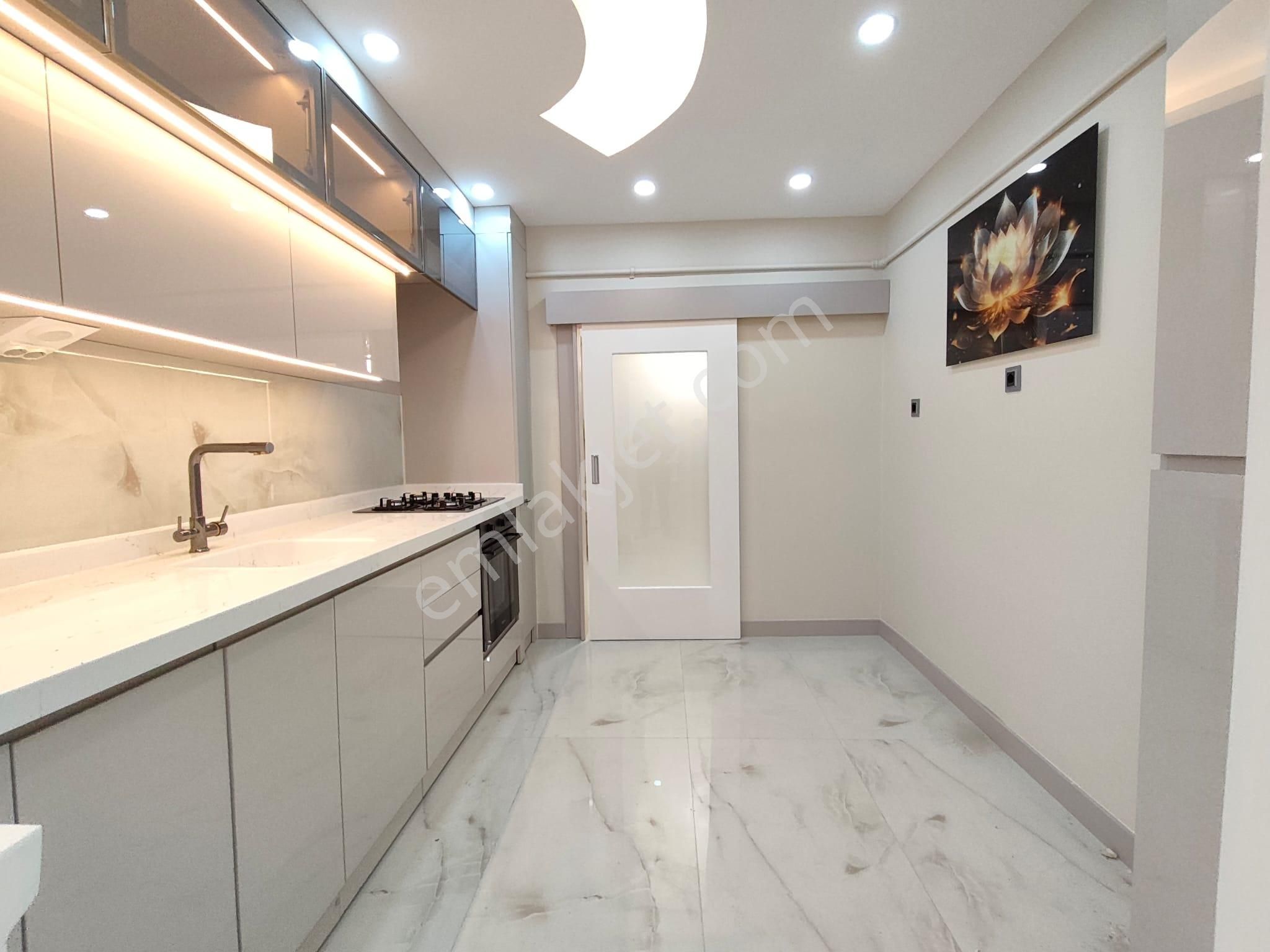 Yılmaz Gayrimenkulden Ultra Lüks Ful Şahane Yapı Kacırılmayacak 3+1 Fırsat Dairesi