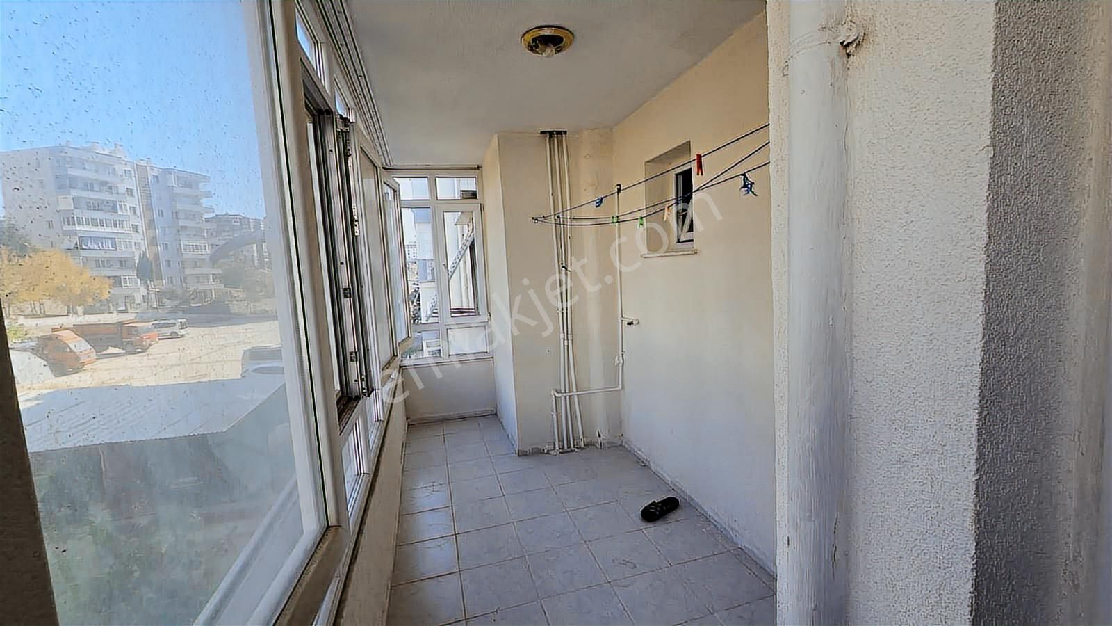 Menemen İstiklal Mahallesi'nde Kiralık 3+1 Doğalgazlı Daire - Görsel 16