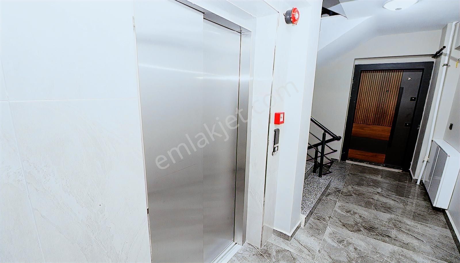 3+1 Kiralık Geniş Kiralık Daire. Konfor Ve Şıklık Bir Arada !!! - Görsel 27