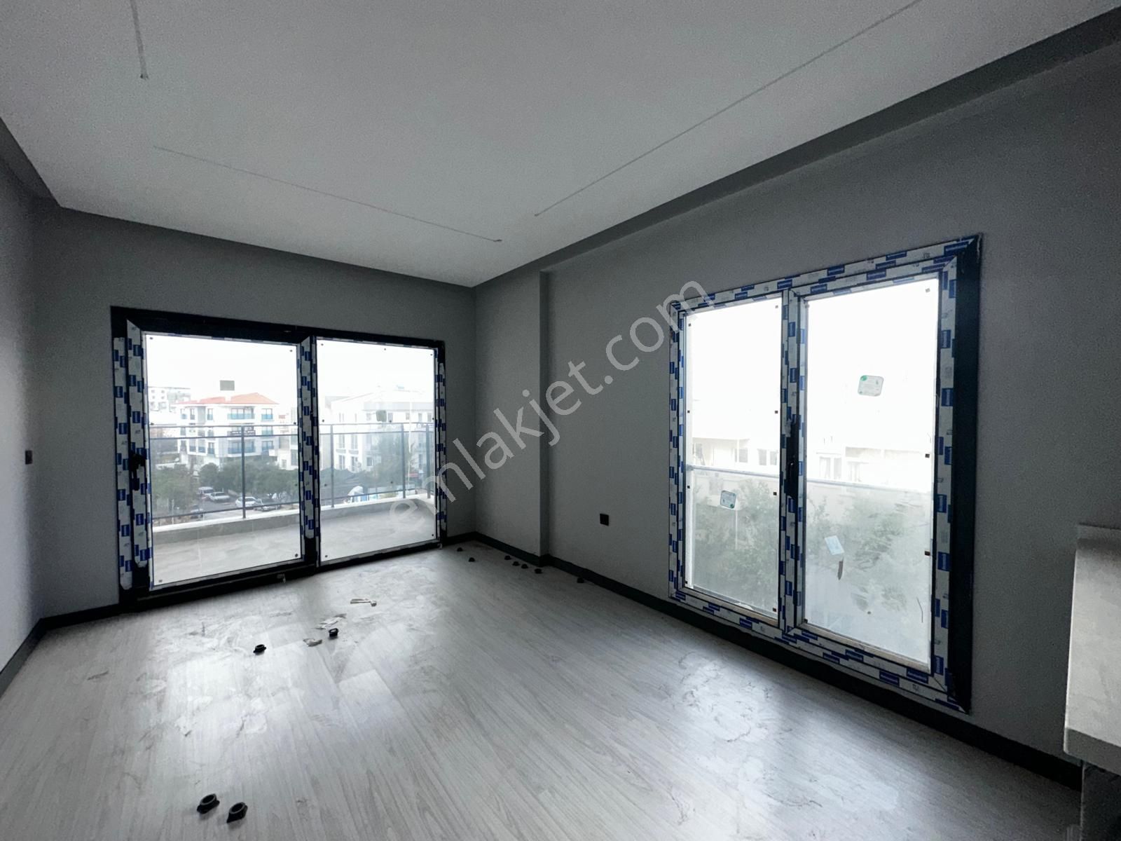 Kuşadası Merkezde Sıfır 2+1 Havuzlu Kapalı Otopark - Görsel 10