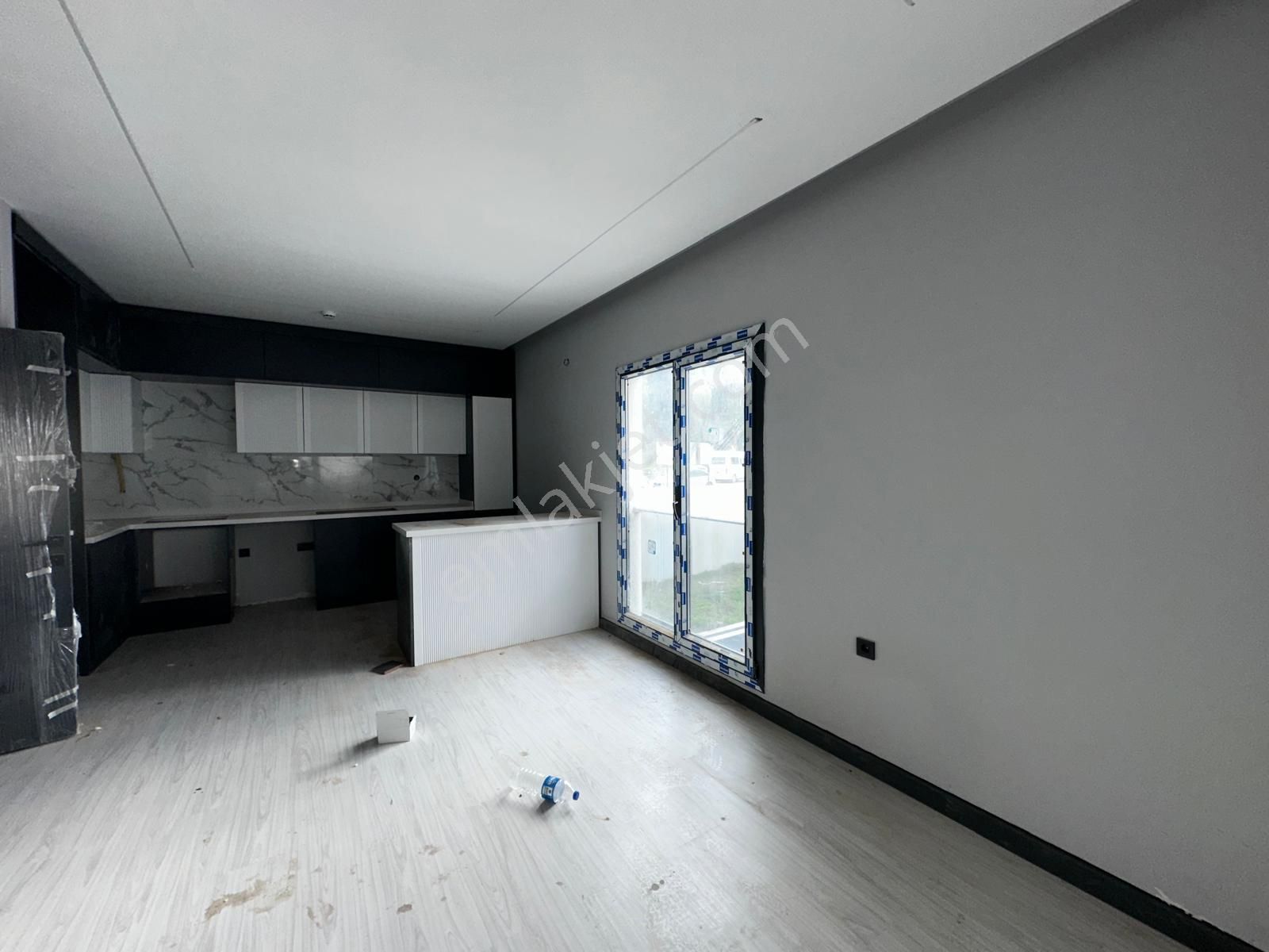 Kuşadası Merkezde Sıfır 2+1 Havuzlu Kapalı Otopark - Görsel 14