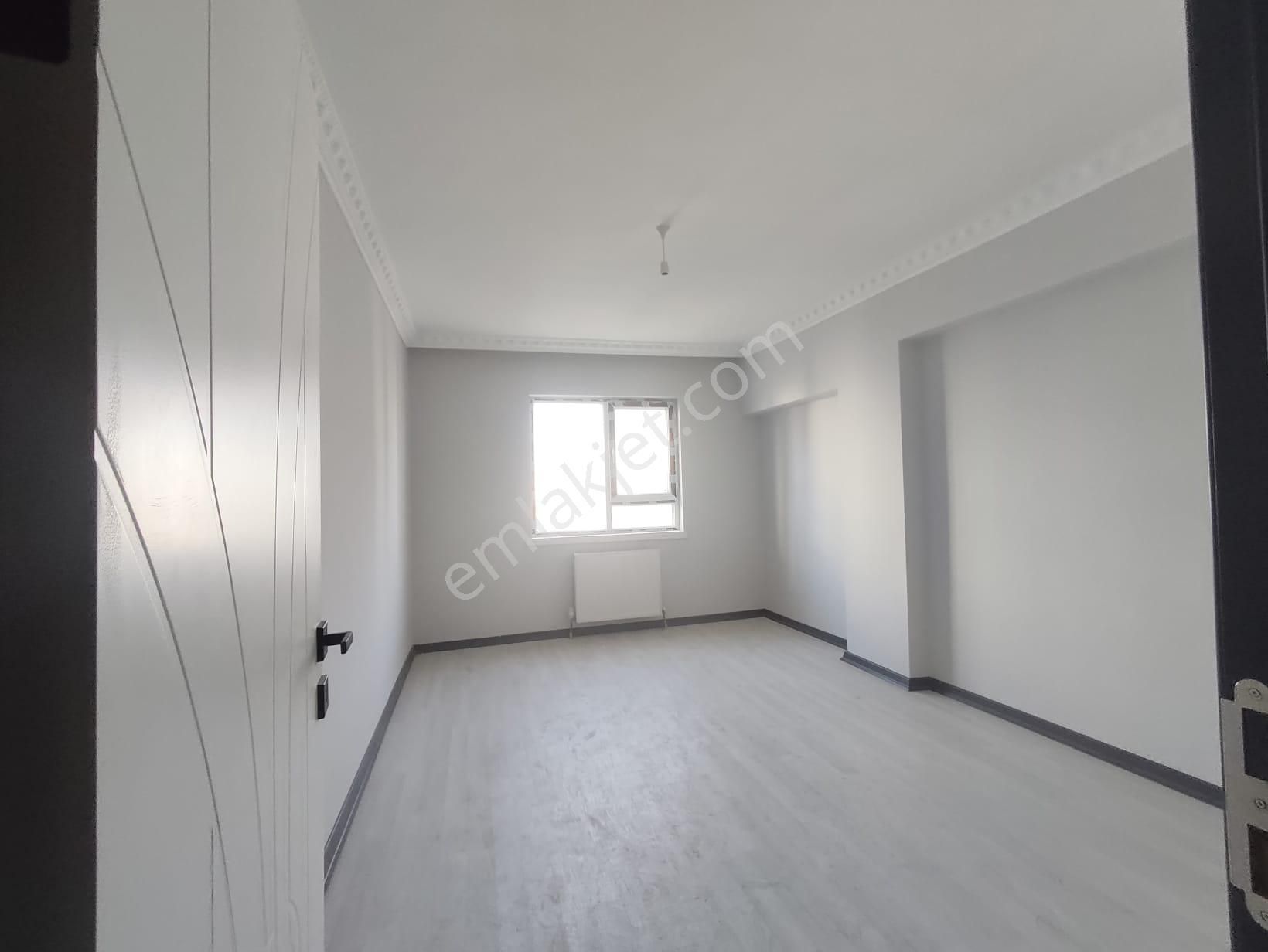 Yılmaz Gayrimenkulden 150 Metre Kare Cadde Uzerı Geniş Kacırılmayacak 3+1 Fırsat Dairesi - Görsel 9