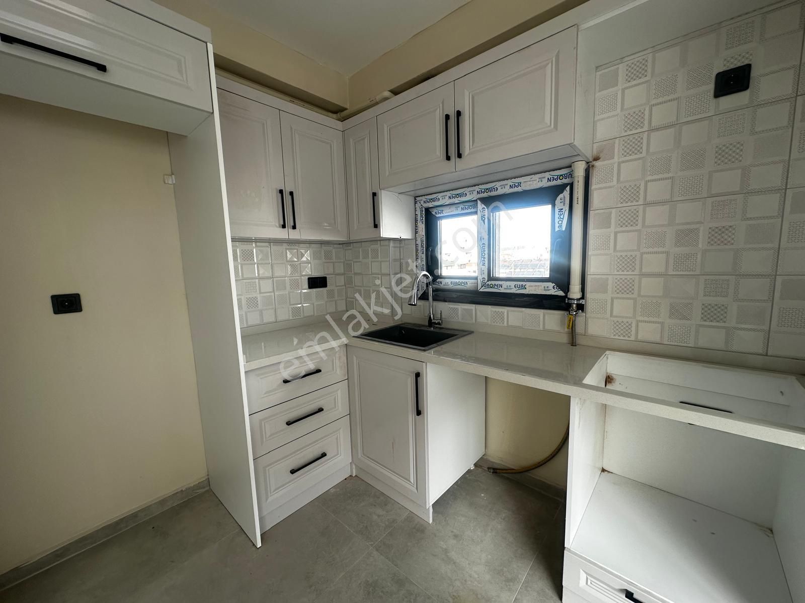 Kuşadası Merkezde Sıfır 3+1 Çatı Dubleks - Görsel 5