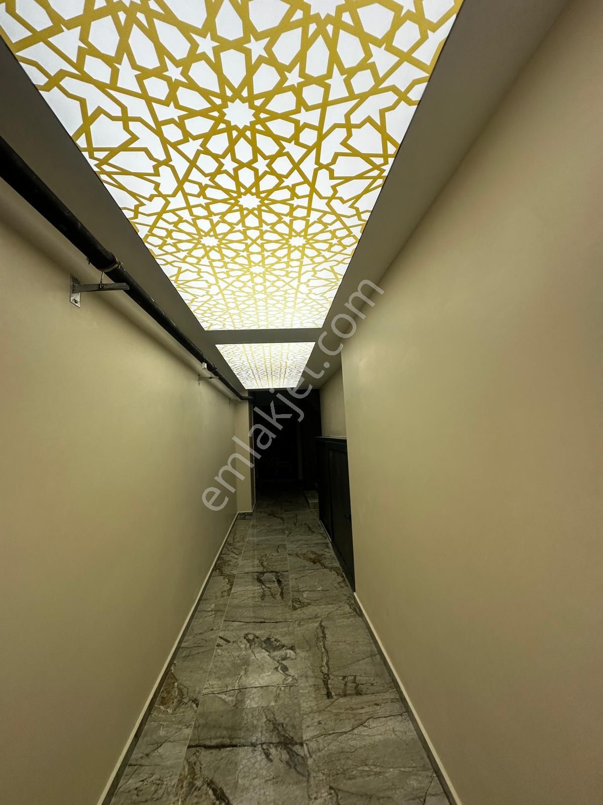 Kuşadası Merkezde Sıfır 3+1 Çatı Dubleks - Görsel 3