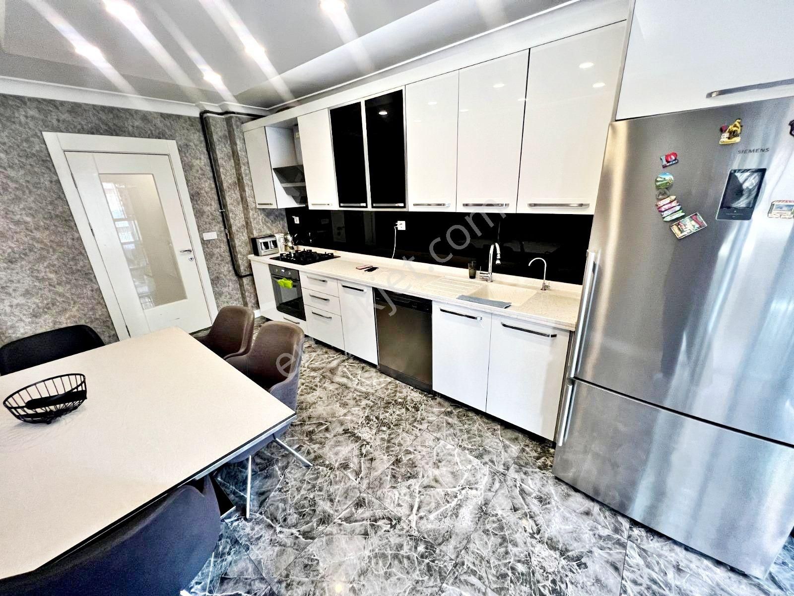 Havuz,sauna,spor Sln, 7/24 Güvenlikli Full Yapılı 4+1 Site Daire - Görsel 8