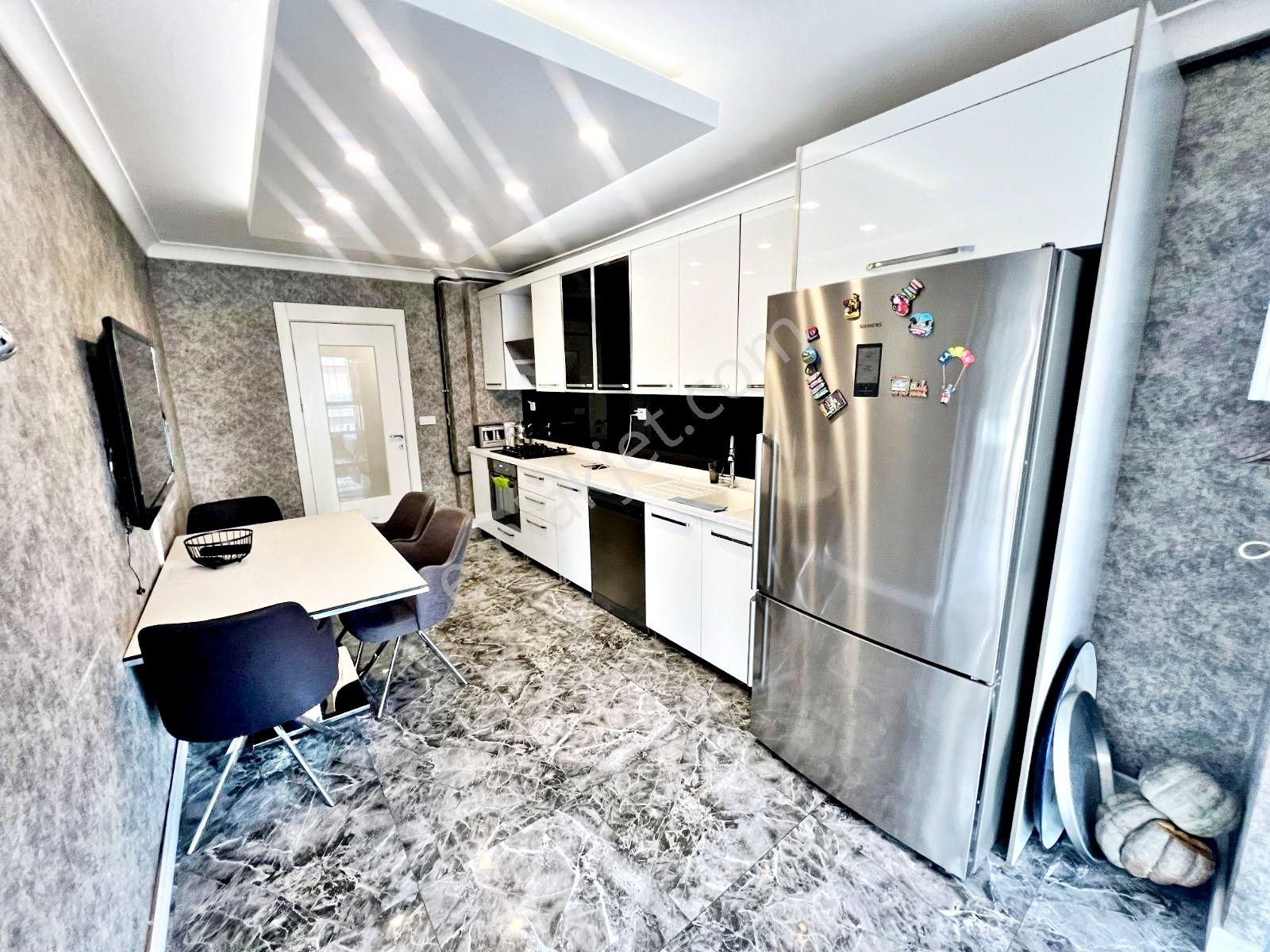 Havuz,sauna,spor Sln, 7/24 Güvenlikli Full Yapılı 4+1 Site Daire - Görsel 7