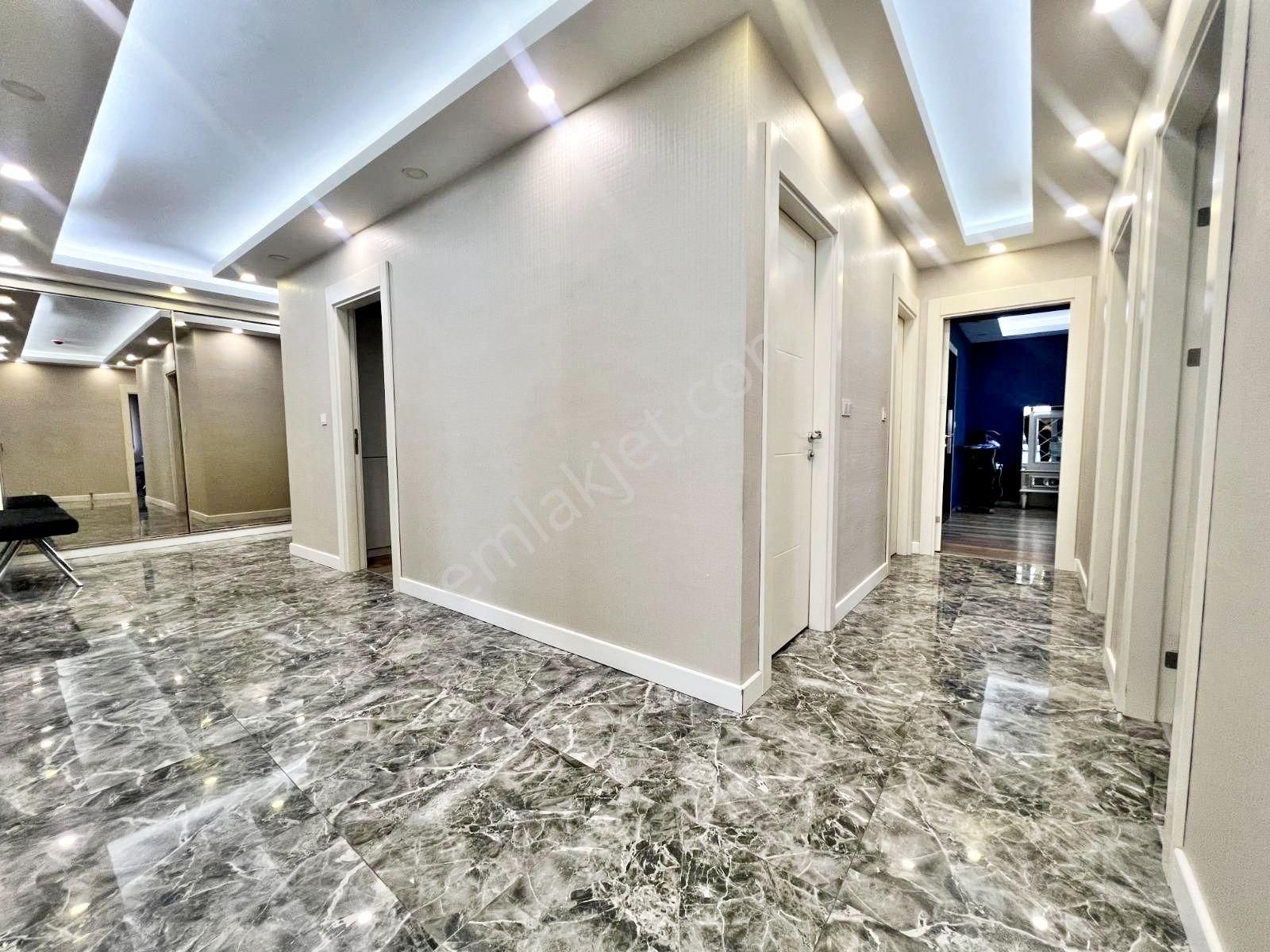 Havuz,sauna,spor Sln, 7/24 Güvenlikli Full Yapılı 4+1 Site Daire - Görsel 29