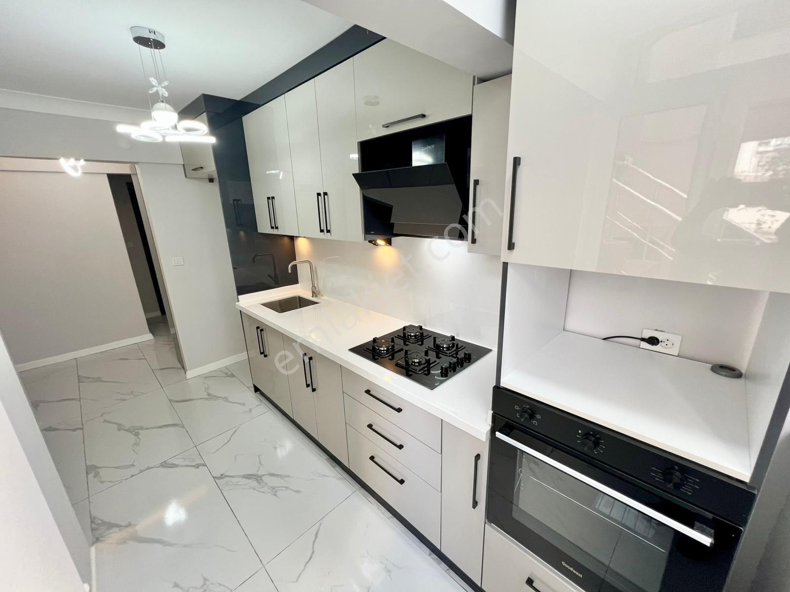 ✅✅alçınar Emlaktan Bahçe Kullanımlı 1+1 Fiyatına Masrafsız 2+1✅✅ - Görsel 2