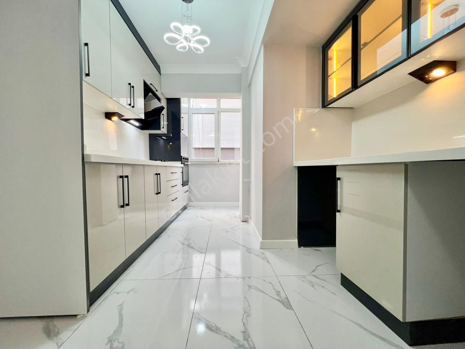 ✅✅alçınar Emlaktan Bahçe Kullanımlı 1+1 Fiyatına Masrafsız 2+1✅✅ - Görsel 14