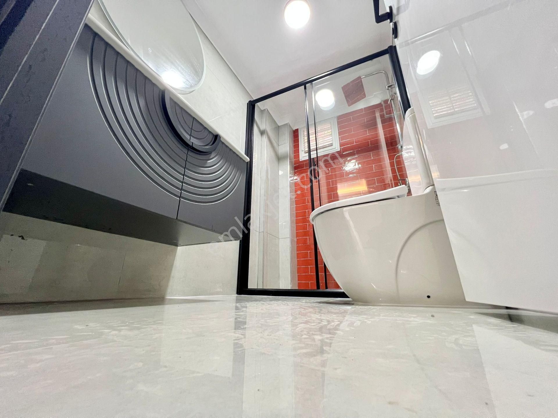 ✅✅alçınar Emlaktan Bahçe Kullanımlı 1+1 Fiyatına Masrafsız 2+1✅✅