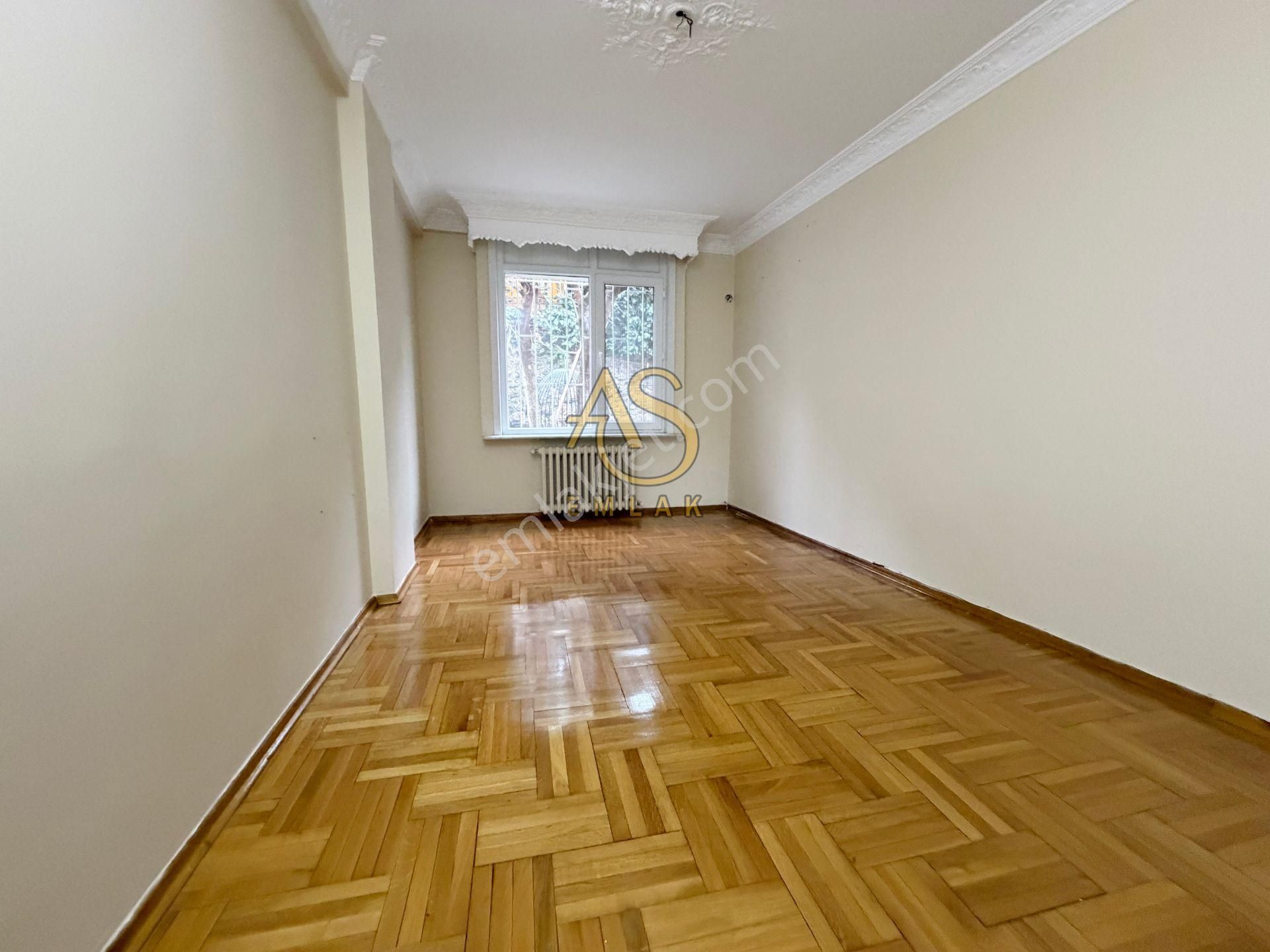 As Emlaktan 3+1 Sultantepe'de Sahile Yakın Otoparklı 132m2 Daire - Görsel 27