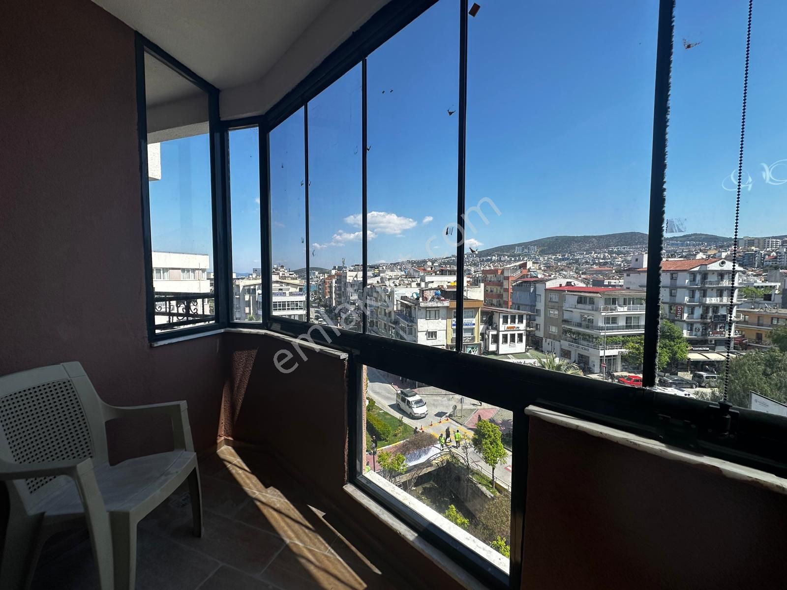 Kuşadası Merkezde Deniz Bank Bölgesi 2+1 Full Tadilatlı Daire Asansörlü - Görsel 7