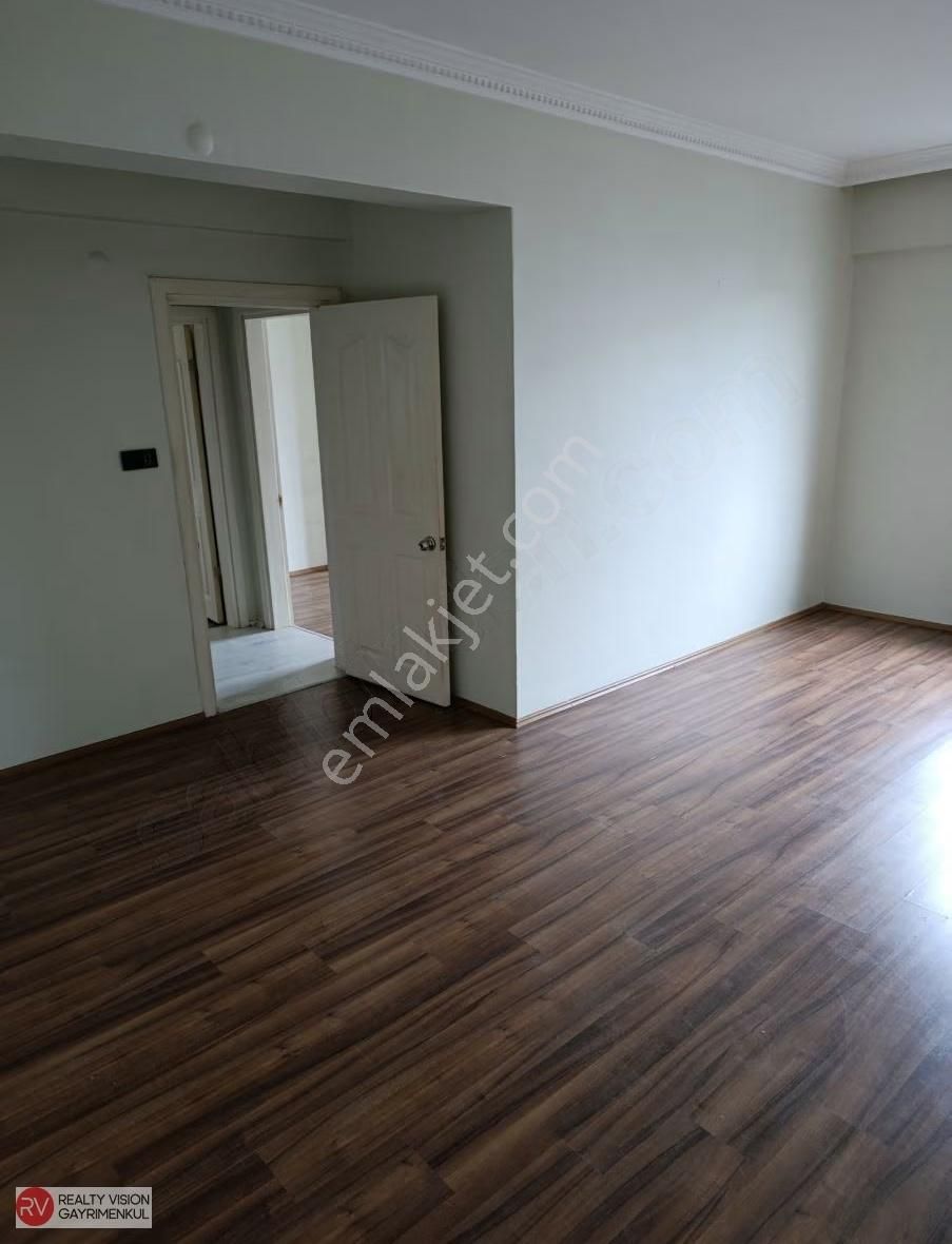 Muhteşem Büyük Havuzlu Site İçinde Daire 3+1 - Görsel 16