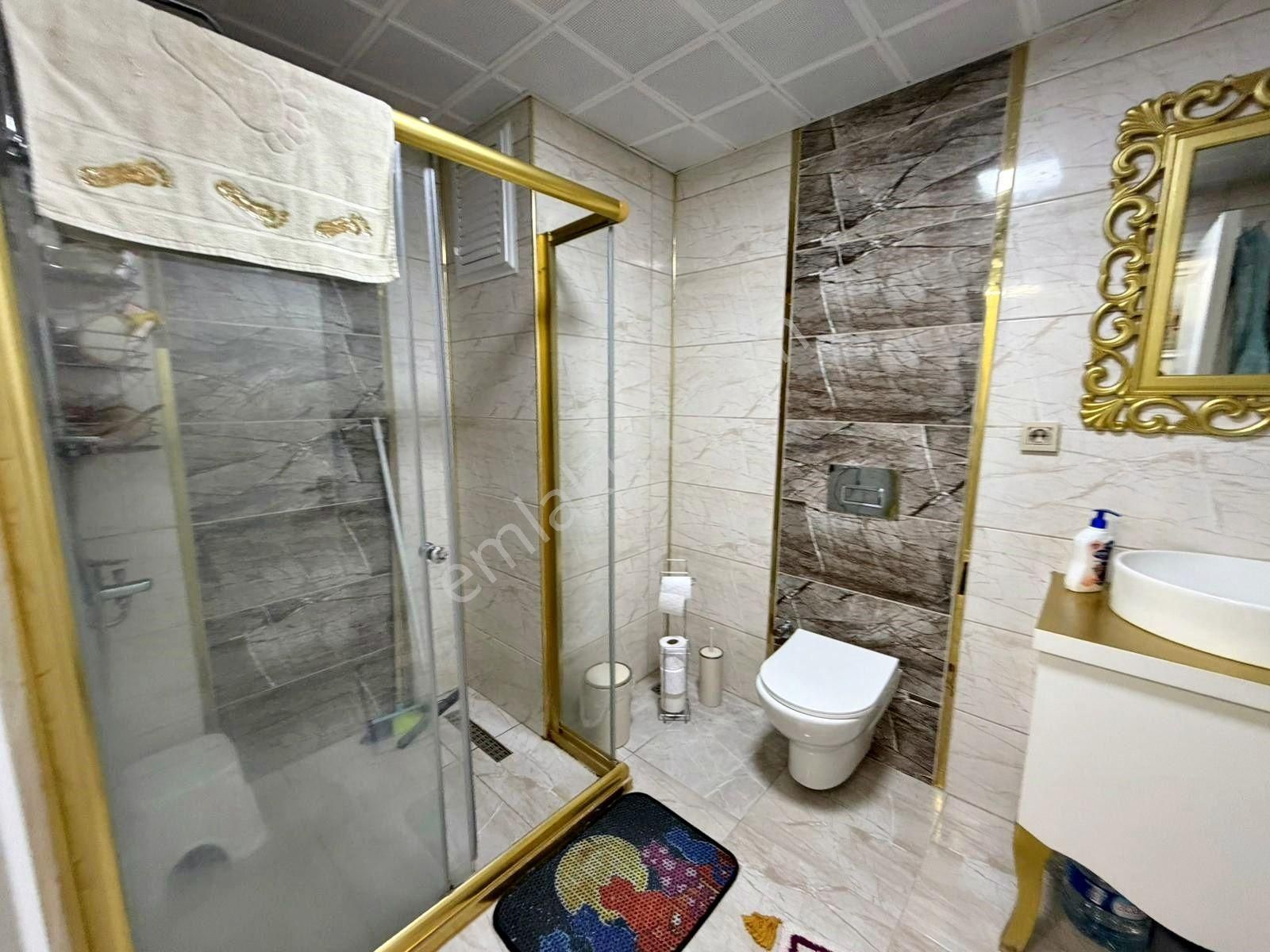 Relax'tan Ayvalı Cd. Üzeri Ful Yapılı Ferah 1.katta 4+1 - Görsel 14