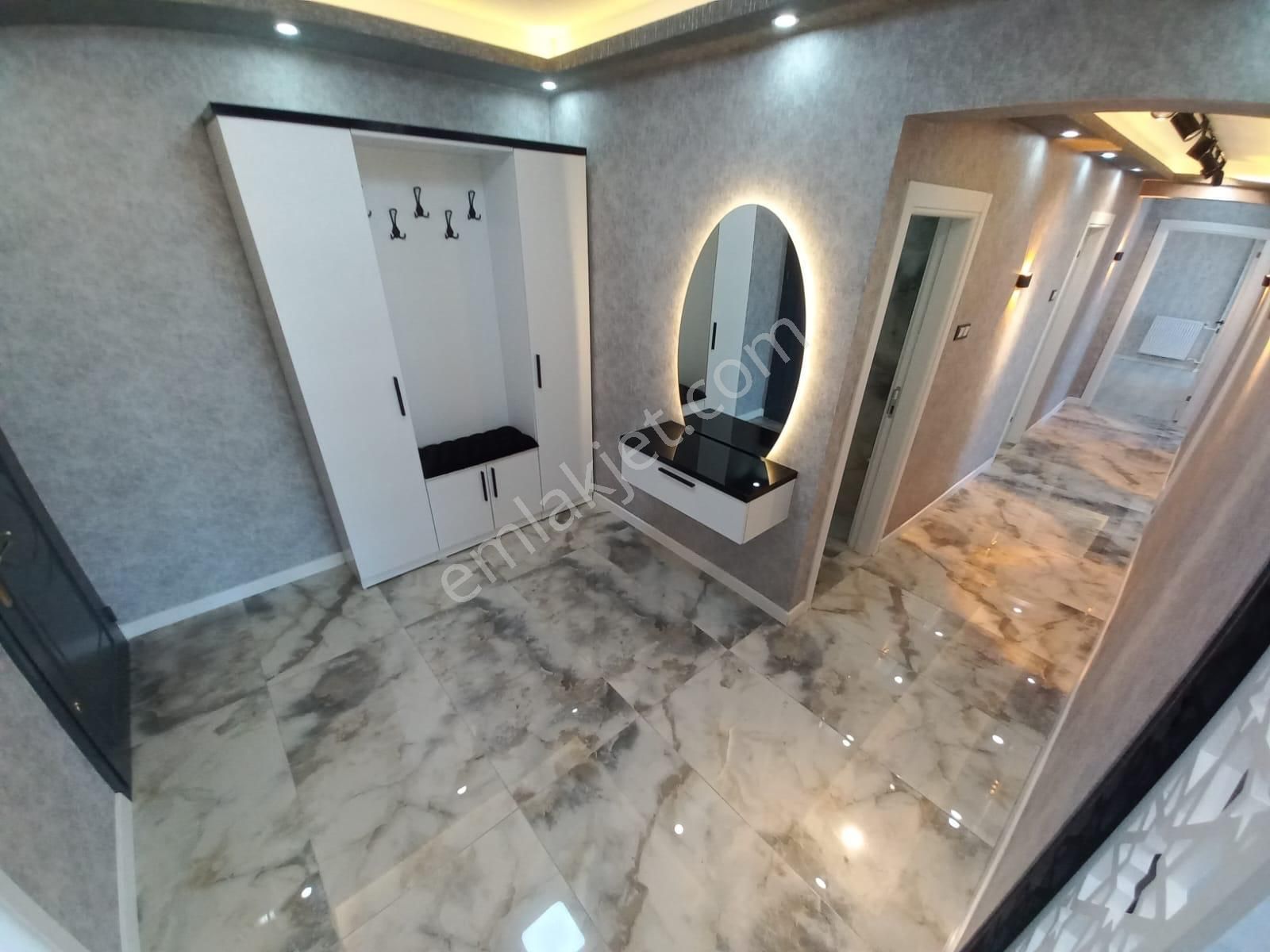 Bilgen Vatan'dan Şenlik Mahallesi Site İçerisinde Megalüks Yapılı Manzaralı Metro Yanı 3+1 Satılık - Görsel 29