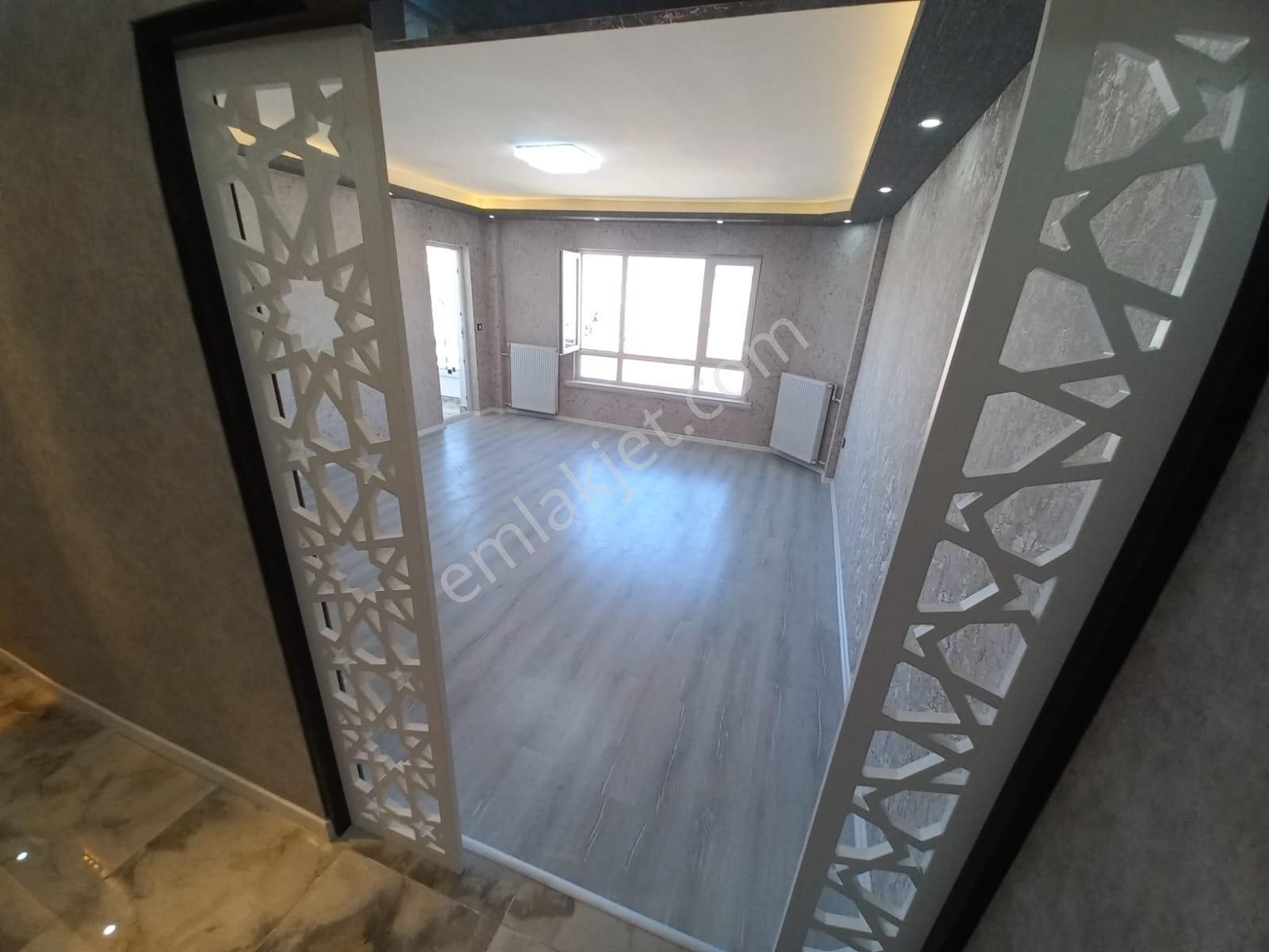 Bilgen Vatan'dan Şenlik Mahallesi Site İçerisinde Megalüks Yapılı Manzaralı Metro Yanı 3+1 Satılık - Görsel 27