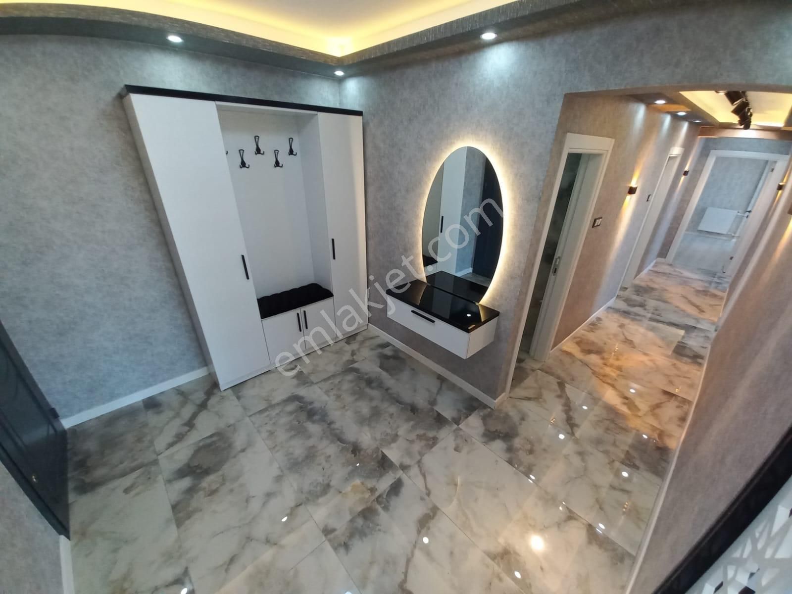 Bilgen Vatan'dan Şenlik Mahallesi Site İçerisinde Megalüks Yapılı Manzaralı Metro Yanı 3+1 Satılık - Görsel 28