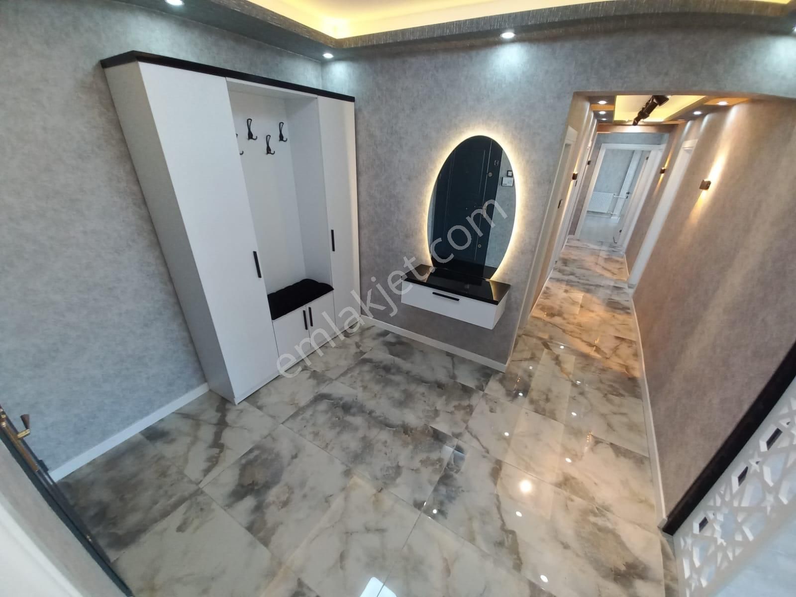 Bilgen Vatan'dan Şenlik Mahallesi Site İçerisinde Megalüks Yapılı Manzaralı Metro Yanı 3+1 Satılık - Görsel 30