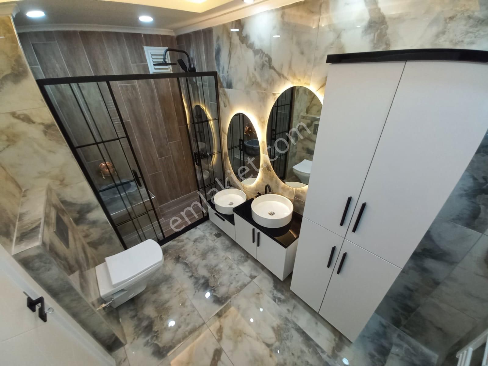 Bilgen Vatan'dan Şenlik Mahallesi Site İçerisinde Megalüks Yapılı Manzaralı Metro Yanı 3+1 Satılık - Görsel 32