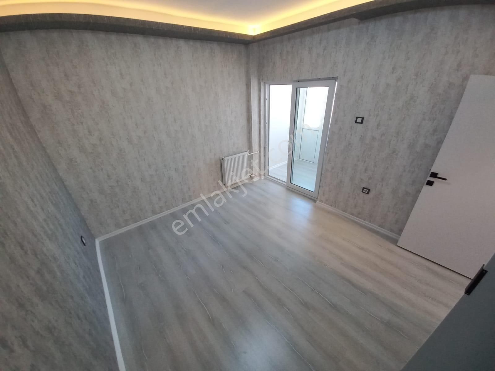 Bilgen Vatan'dan Şenlik Mahallesi Site İçerisinde Megalüks Yapılı Manzaralı Metro Yanı 3+1 Satılık - Görsel 17