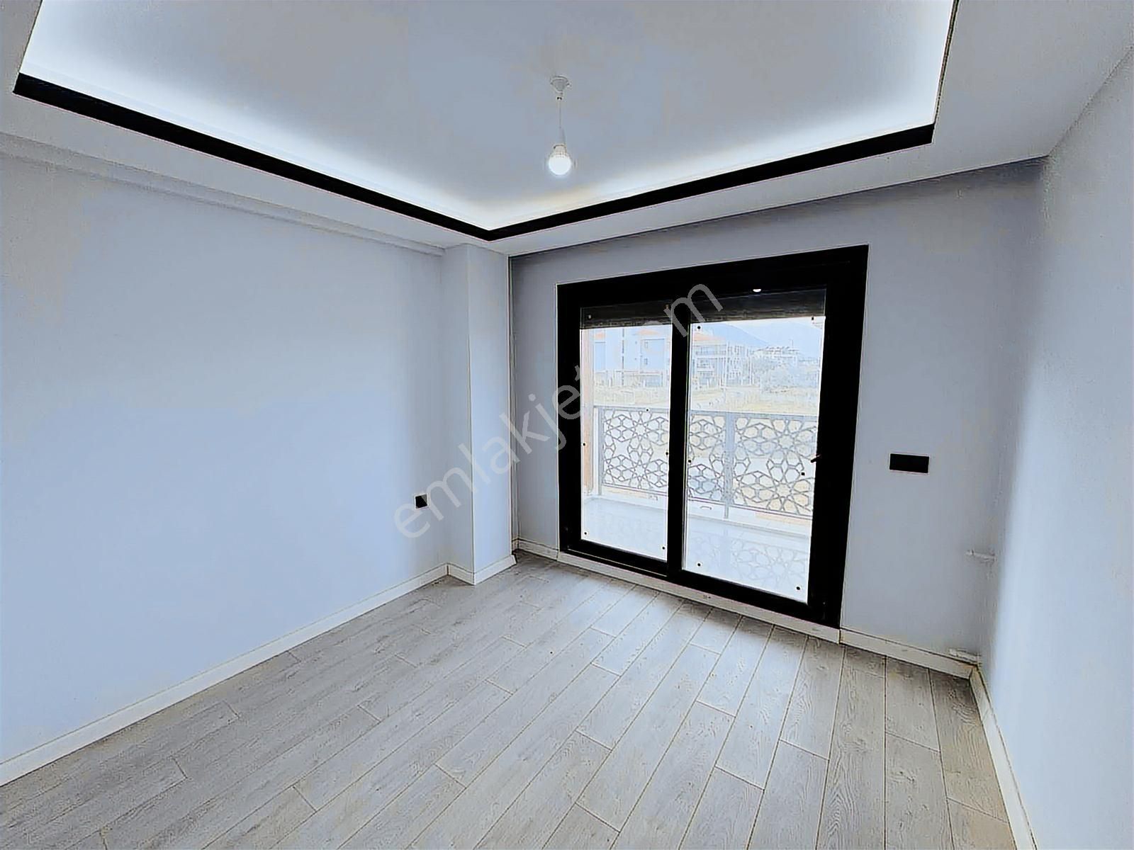 Kuşadası Davutlar'da Tek Müstakil Havuzlu Satılık 3+1 Villa - Görsel 7