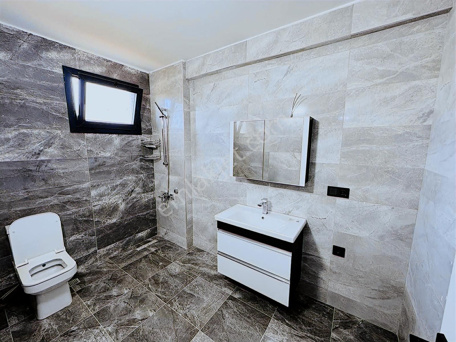 Kuşadası Davutlar'da Tek Müstakil Havuzlu Satılık 3+1 Villa - Görsel 9