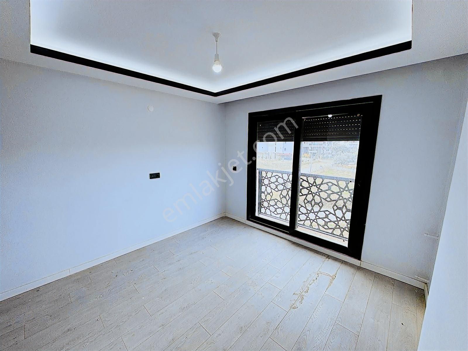 Kuşadası Davutlar'da Tek Müstakil Havuzlu Satılık 3+1 Villa - Görsel 4