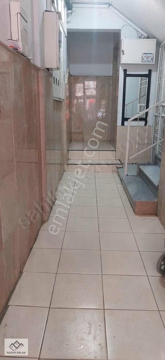 Mithatpaşa Ana Cadde Üzerinde 3+1 165 M2 Arakat Kiralık Daire - Görsel 4