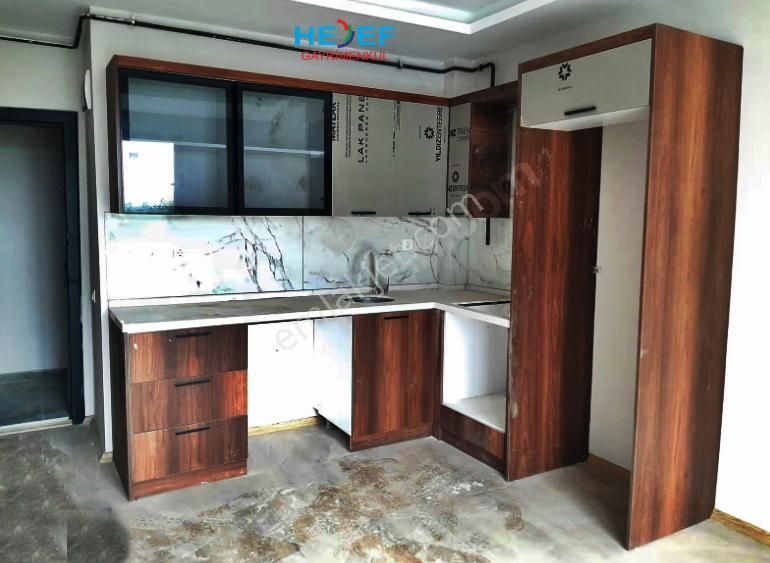 Hedef'ten Akdeniz Mah'de Site İçerisinde Havuzlu 2+1 Daire - Görsel 2