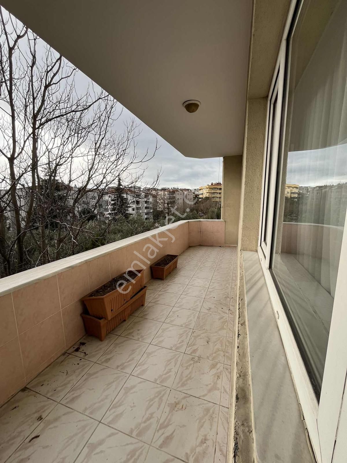 Esentepe Mahallesinde Metroya Yakın 3+1 Arakat Kiralık Daire - Görsel 3