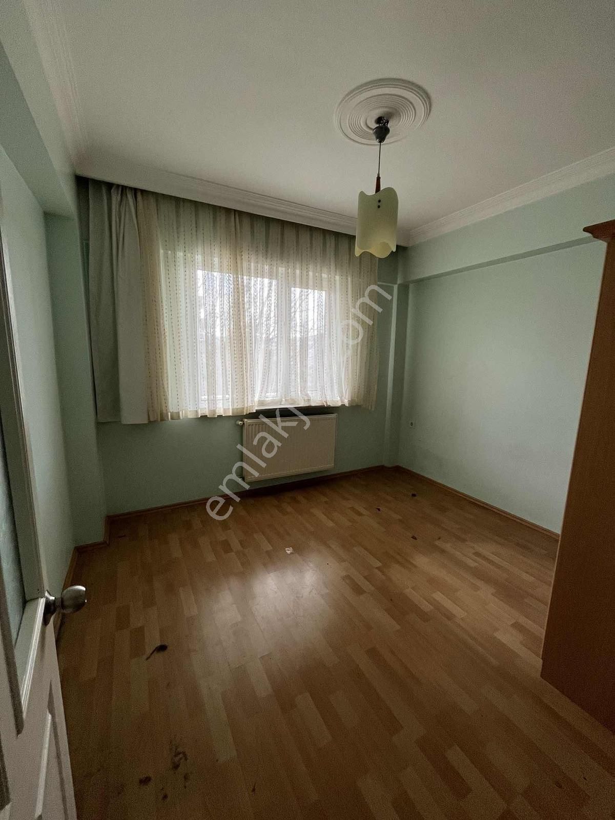 Esentepe Mahallesinde Metroya Yakın 3+1 Arakat Kiralık Daire - Görsel 17