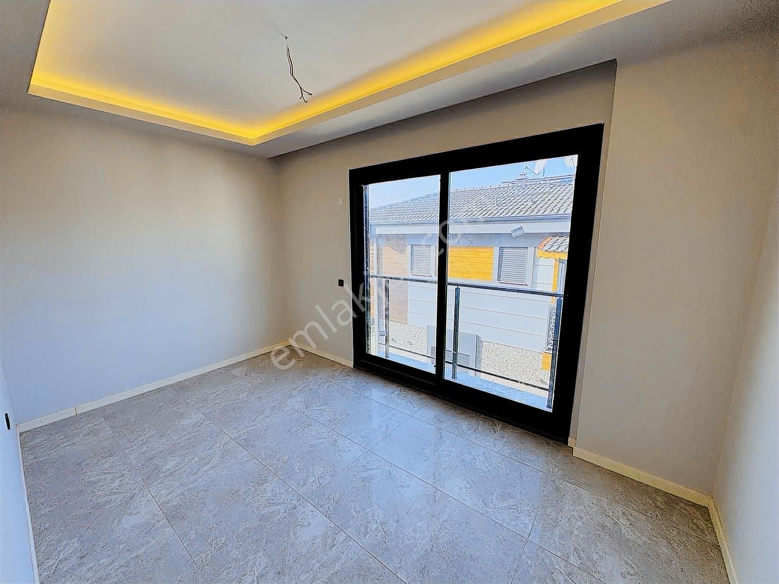 Kuşadası'nda 380m2 Arsa İçinde Tam Müstakil Bağımsız 4+1 Villa - Görsel 26