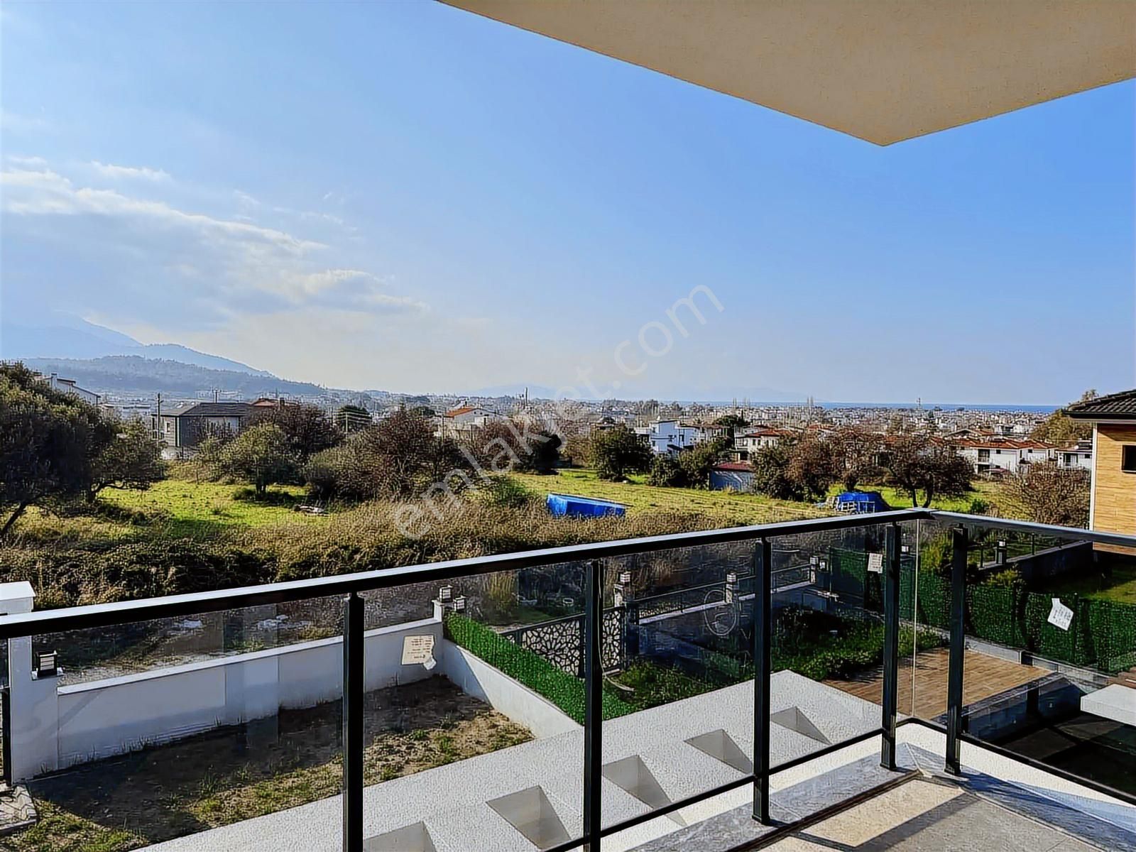 Kuşadası'nda 380m2 Arsa İçinde Tam Müstakil Bağımsız 4+1 Villa - Görsel 4