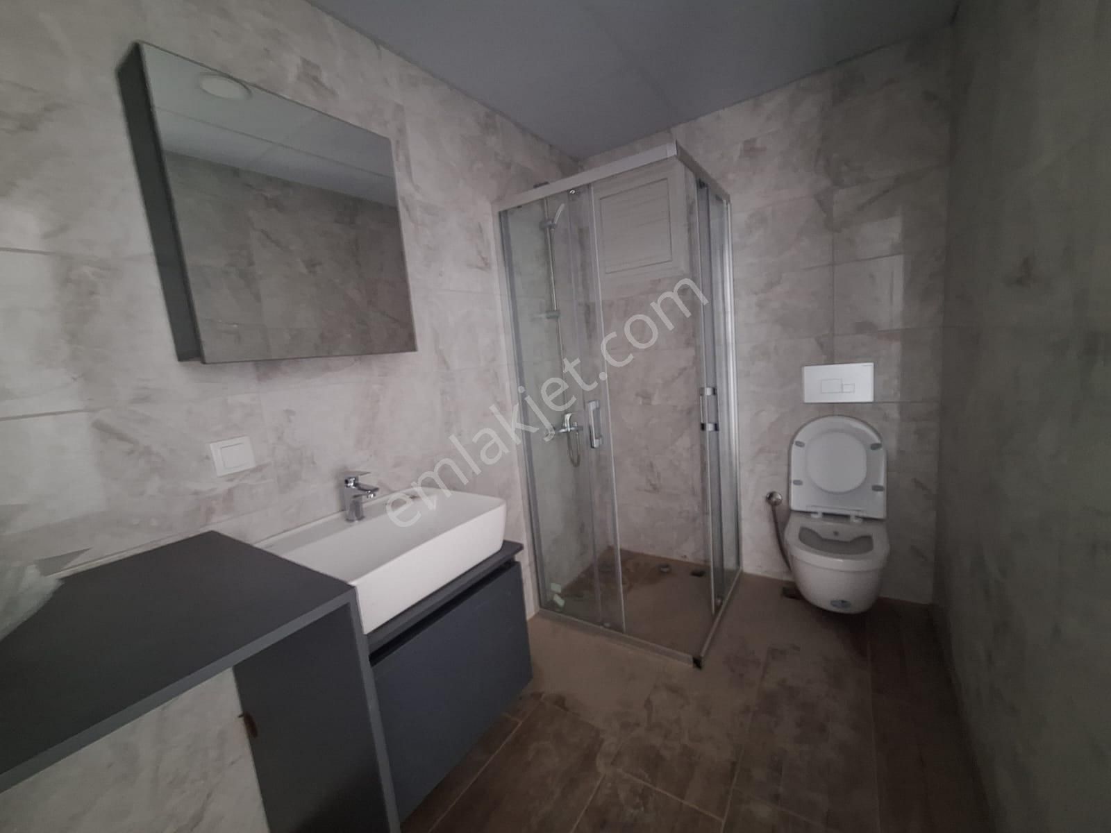 Kuşadası Eşin Vadi'de Yüksek Giriş Doğa Ve Havuz Manzaralı 2+1 - Görsel 8