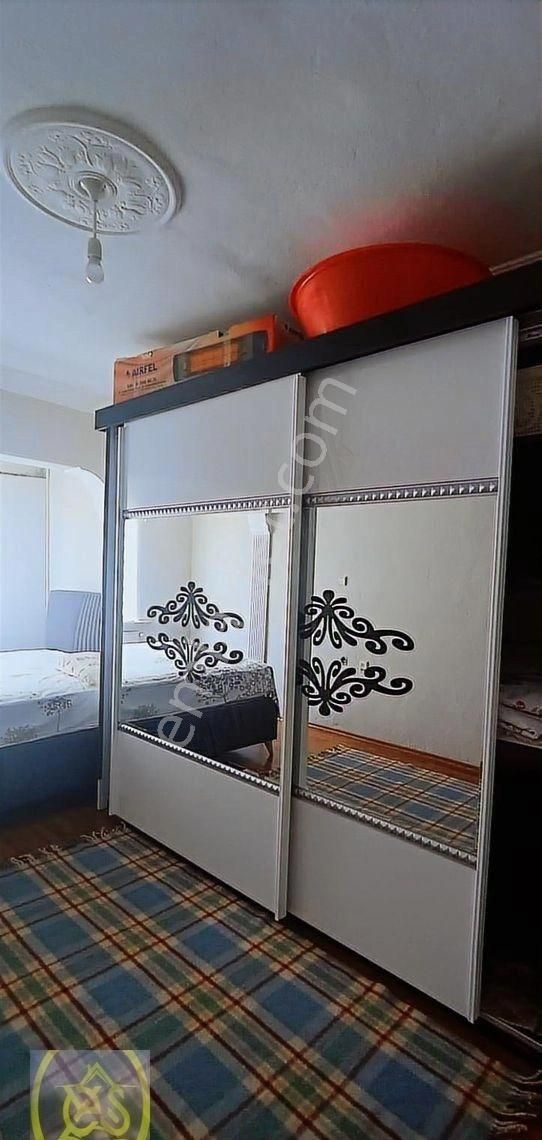 Yenişehir Ferah Evlerde Teras Parka Yakın 5+1 Satılık Tripleks - Görsel 14