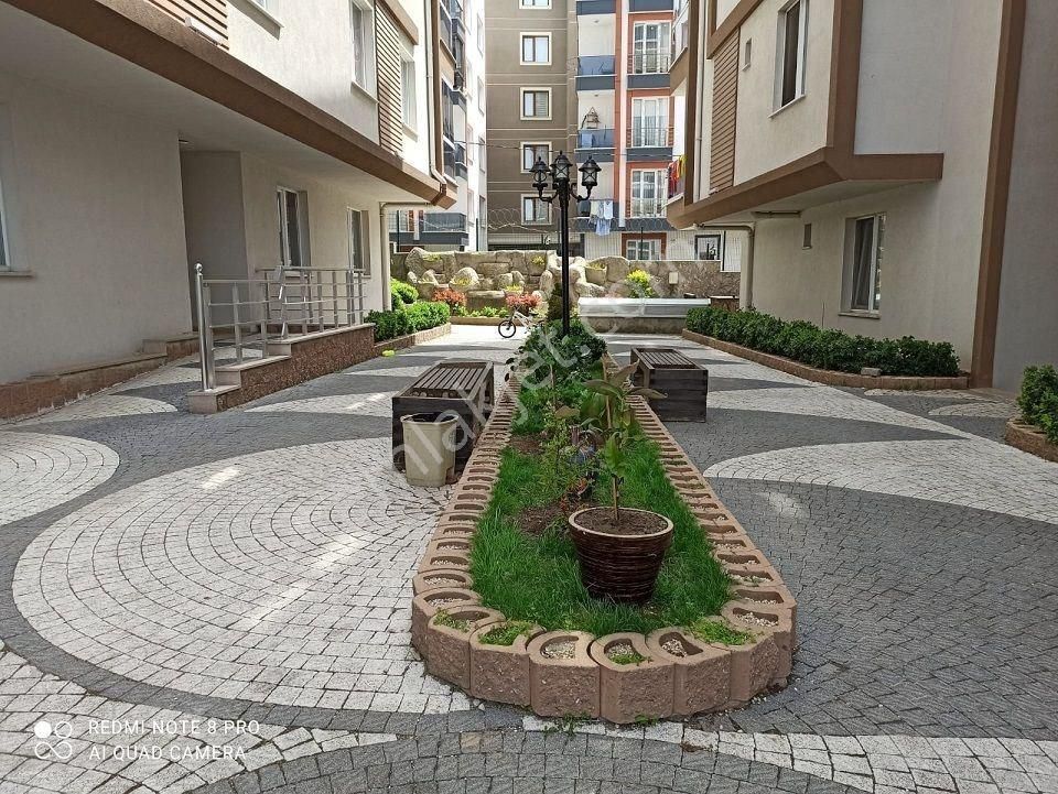 Gürpınar Merkezde Full Eşyalı Geniş Kiralık 1+1=75m2 Site İçi