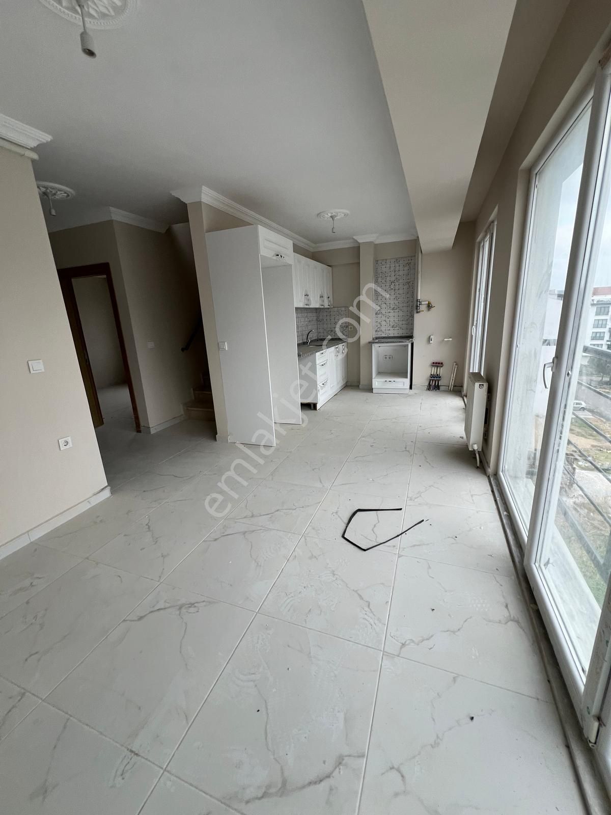 Lapseki De Satılık 2+1 Sıfır Dublex Daire - Görsel 5