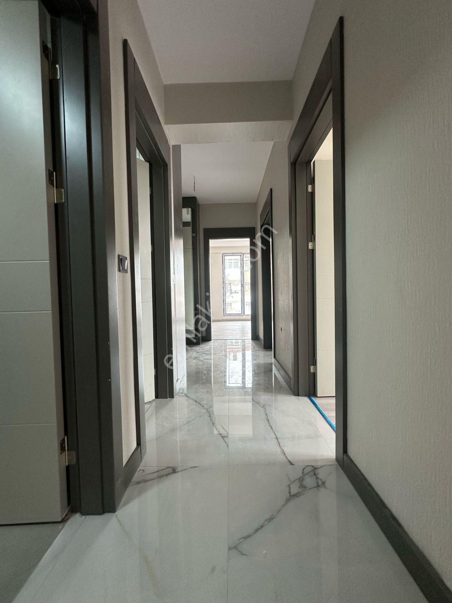 Pursaklar Mehmet Zengin Emlak'tan Asansörlü Sıfır Manzaralı 5.kat 2+1 Ful Yapılı Daire - Görsel 26