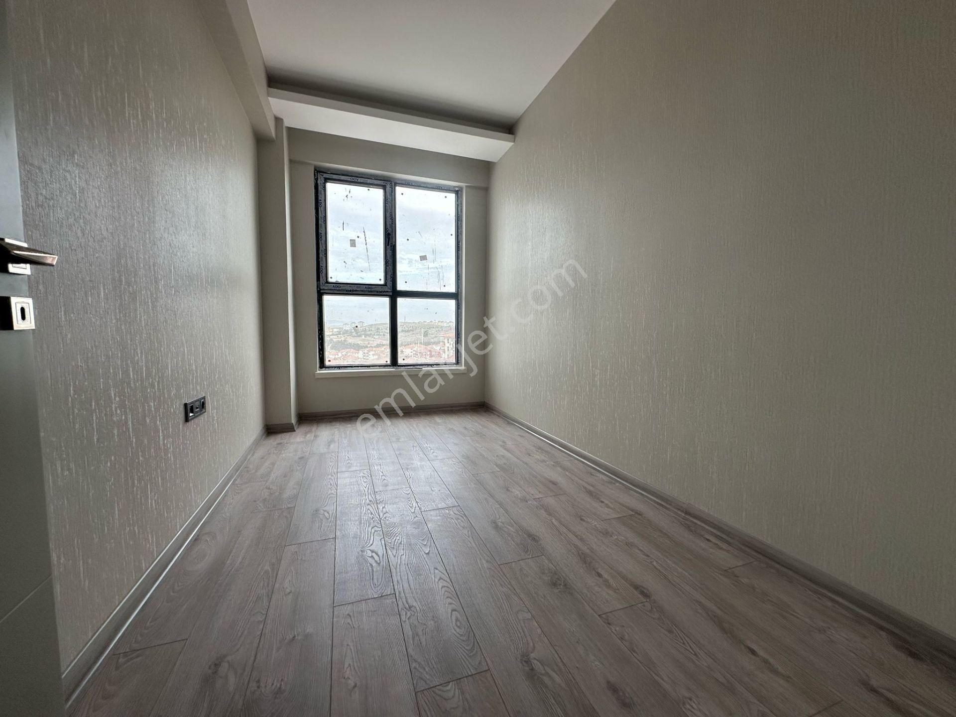 Pursaklar Mehmet Zengin Emlak'tan Asansörlü Sıfır Manzaralı 5.kat 2+1 Ful Yapılı Daire - Görsel 11