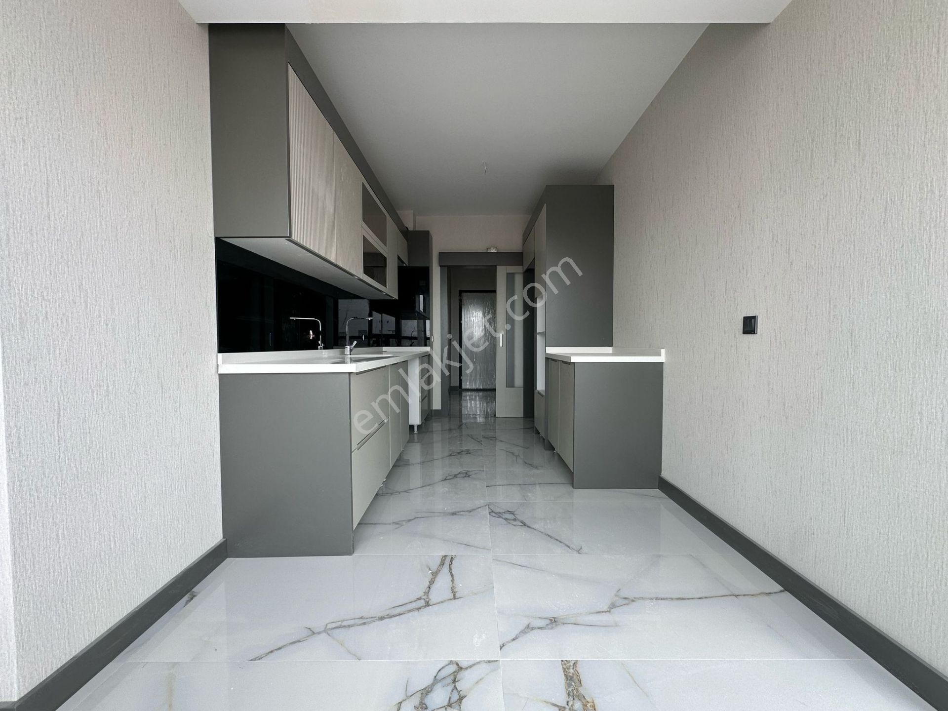 Pursaklar Mehmet Zengin Emlak'tan Asansörlü Sıfır Manzaralı 5.kat 2+1 Ful Yapılı Daire - Görsel 4