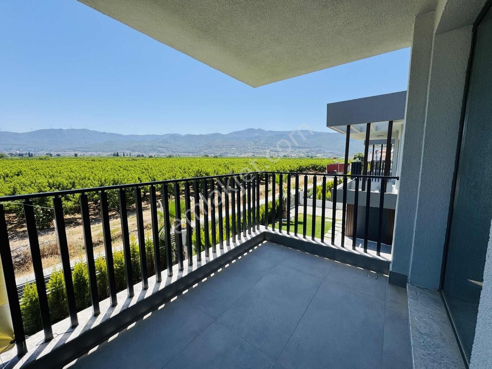 Plaja 950 Mt Tek Müstakil Özel Havuzlu Satılık 4+1 Villa - Görsel 6
