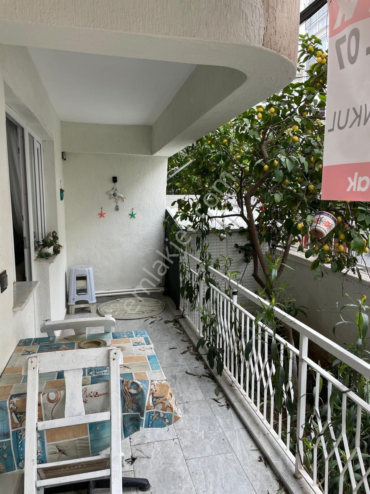 Balçovada 2+1 Yüksek Zemin Ful Tadilatlı Verandalı - Görsel 2