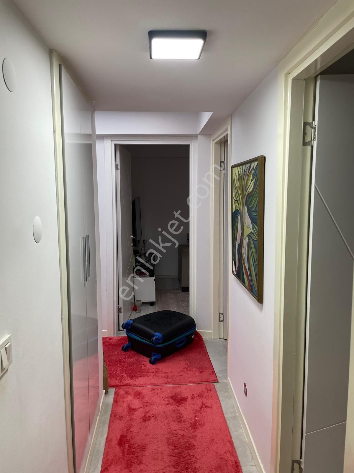 Balçovada 2+1 Yüksek Zemin Ful Tadilatlı Verandalı - Görsel 15